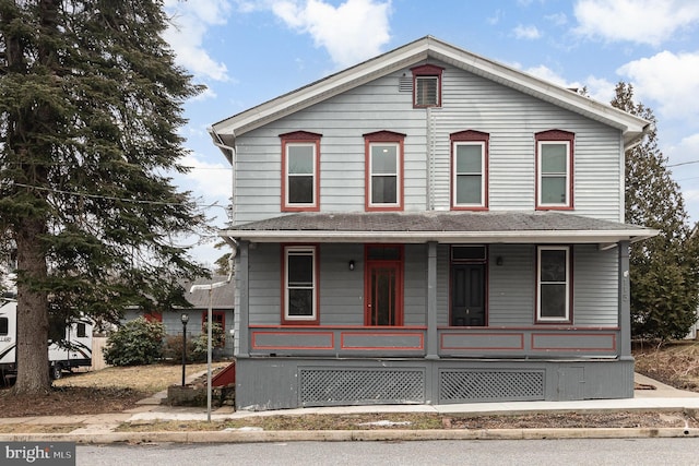 view of front of property featuring covered porch