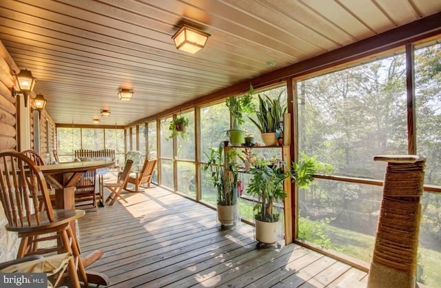 view of sunroom / solarium