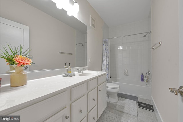 full bath with visible vents, baseboards, toilet, vanity, and shower / bathtub combination with curtain