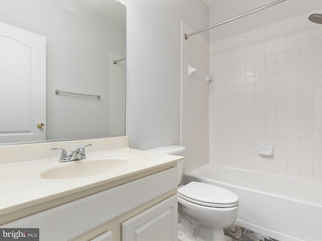 325 Quinton Oaks Cir, Stephens City, VA 22655 - bathroom featuring vanity and bathing tub / shower combination