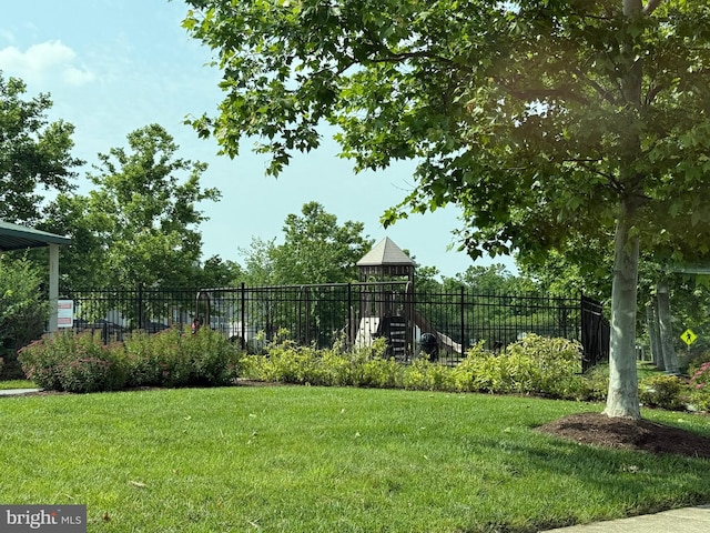 325 Quinton Oaks Cir, Stephens City, VA 22655 - view of yard