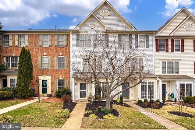 view of townhome / multi-family property