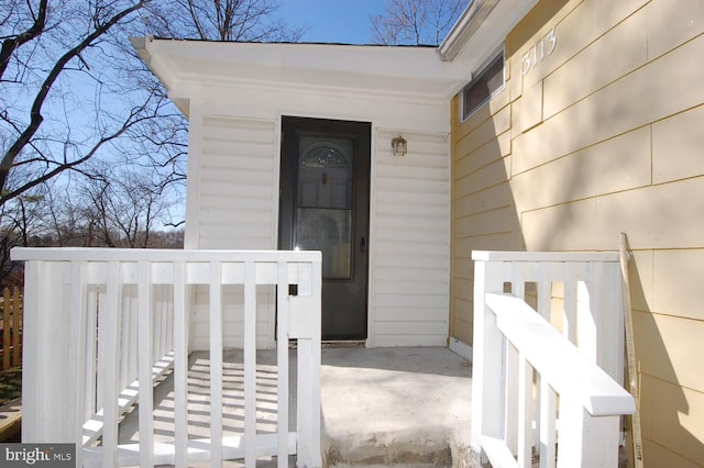 view of property entrance