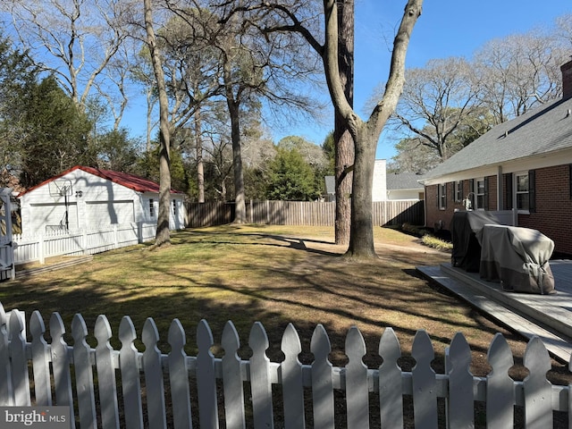 view of yard with a fenced front yard