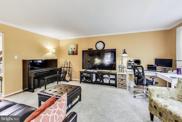 living room featuring baseboards, carpet, and crown molding