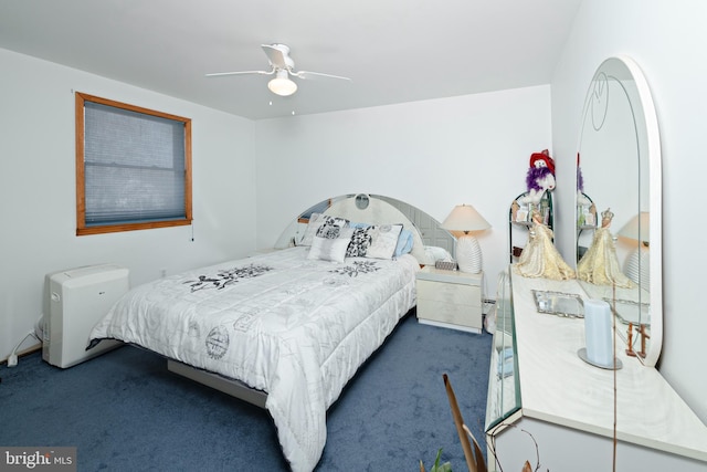 bedroom featuring carpet flooring and a ceiling fan