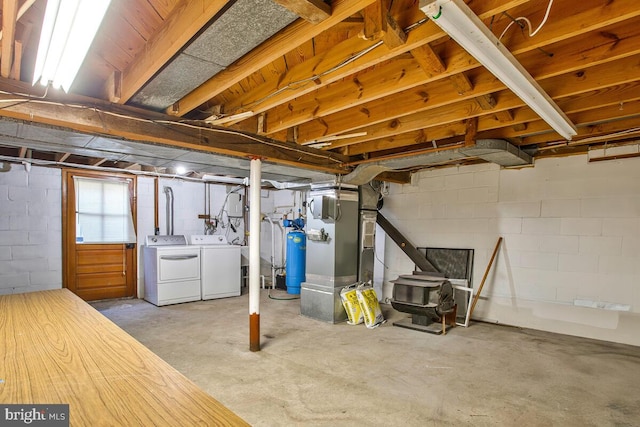 basement featuring washer and dryer