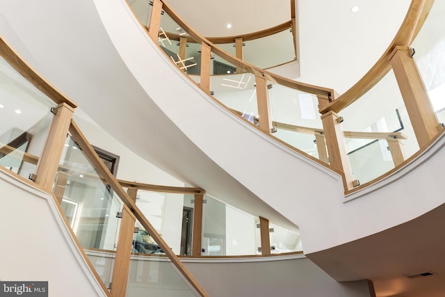 room details featuring visible vents and recessed lighting