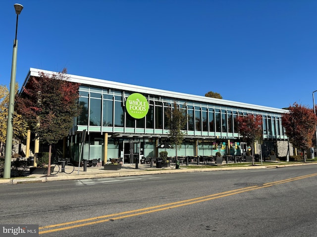 view of building exterior