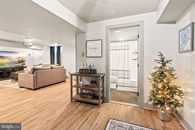 entryway featuring wood finished floors and visible vents