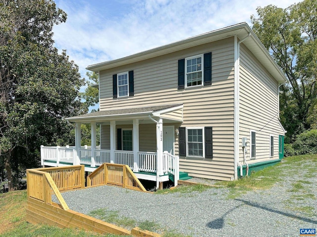 view of front facade with covered porch