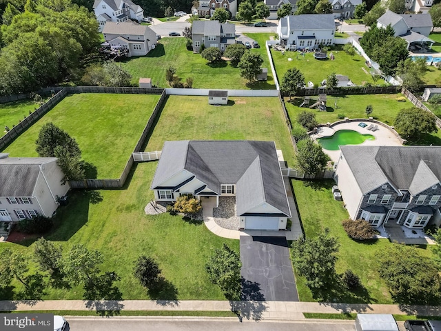 bird's eye view with a residential view