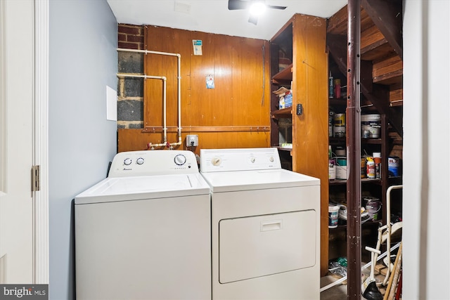 laundry room featuring independent washer and dryer