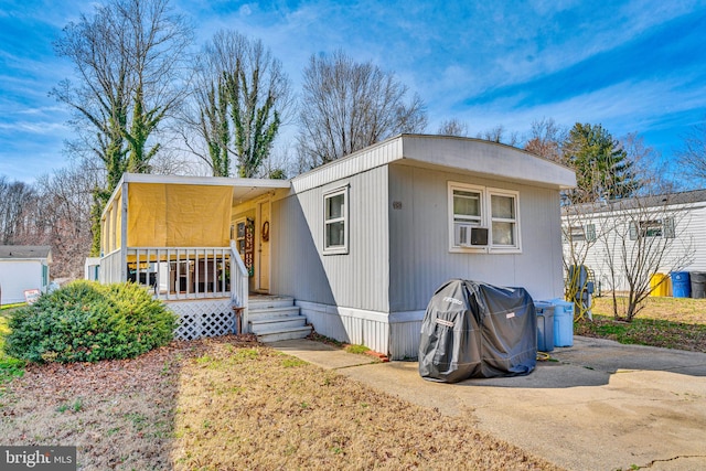 view of manufactured / mobile home