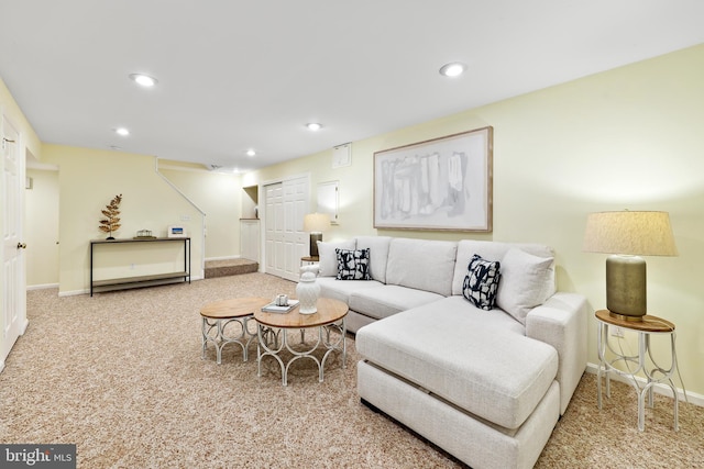 living area featuring carpet flooring, recessed lighting, and baseboards