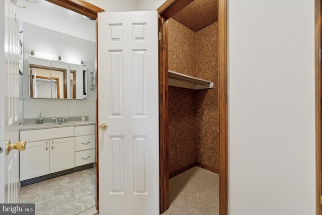 bathroom with vanity