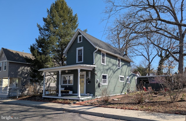 view of front facade with covered porch