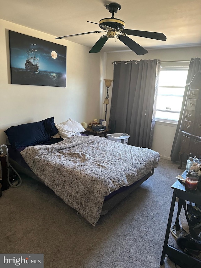 bedroom featuring carpet flooring and ceiling fan