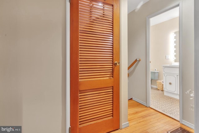 99 N Lakeshore, Manahawkin, NJ 08050 - room details with visible vents, baseboards, and wood finished floors