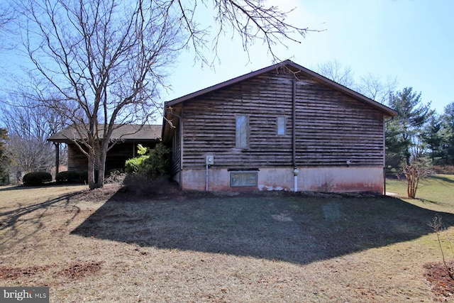 view of home's exterior