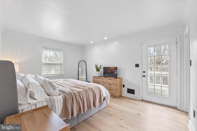 bedroom with light wood finished floors, visible vents, crown molding, recessed lighting, and access to outside