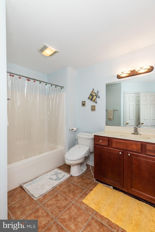 bathroom with tile patterned flooring, visible vents, toilet, shower / bath combo, and vanity