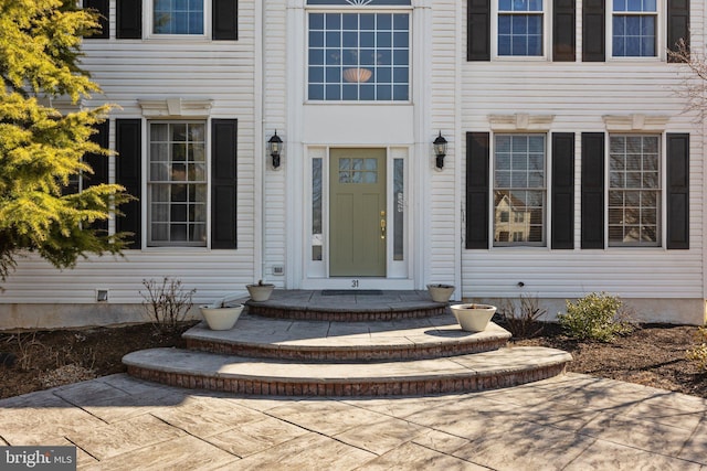 view of property entrance