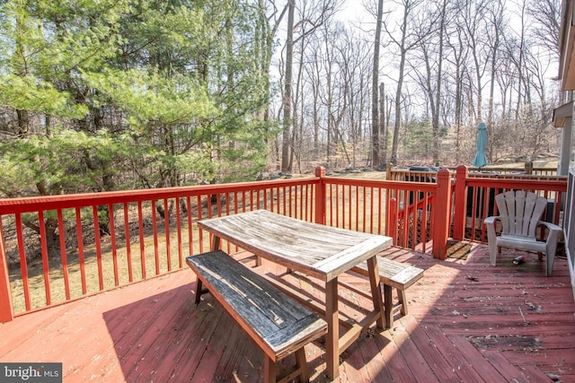 deck featuring outdoor dining space