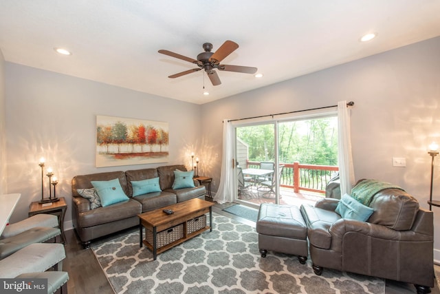 living room with recessed lighting, baseboards, ceiling fan, and wood finished floors