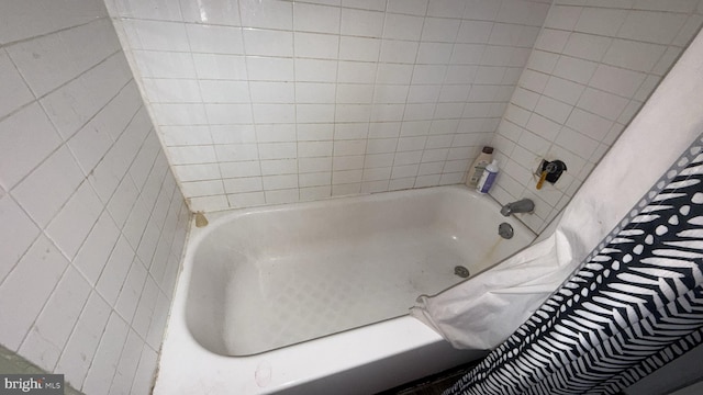 28 Harding Ave, Pennsville, NJ 08070 - full bath featuring shower / washtub combination