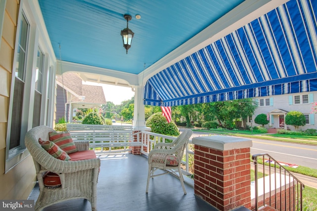 view of patio / terrace featuring covered porch