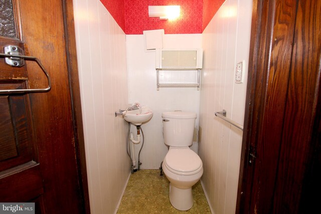 bathroom with toilet