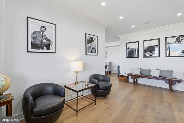 191 Presidential Blvd Unit R1018-1019, Bala Cynwyd, PA 19004 - living area featuring ornamental molding, recessed lighting, and light wood-style flooring