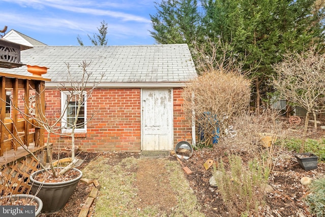 view of outbuilding