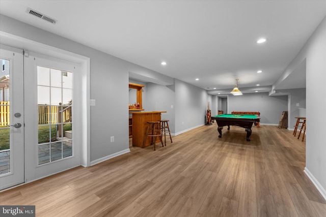 playroom featuring recessed lighting, visible vents, wood finished floors, and billiards