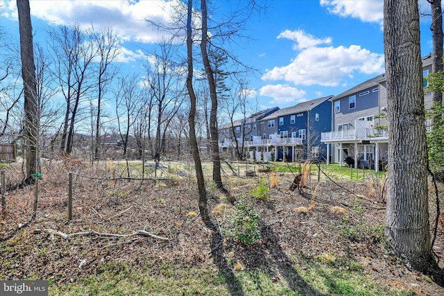 view of yard with a residential view