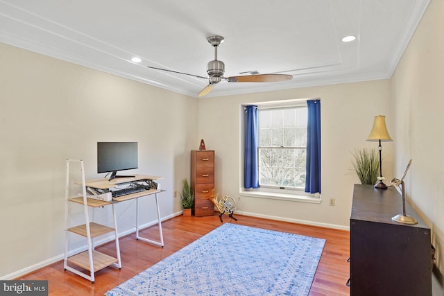 office area with ceiling fan, baseboards, ornamental molding, recessed lighting, and wood finished floors