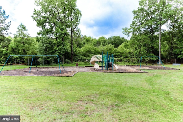 community play area featuring a yard