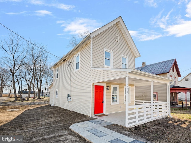 view of front of house featuring a porch