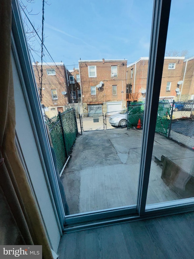 531 E Luray St, Philadelphia, PA 19120 - view of balcony
