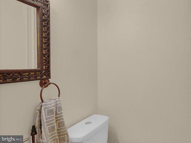 bathroom featuring toilet