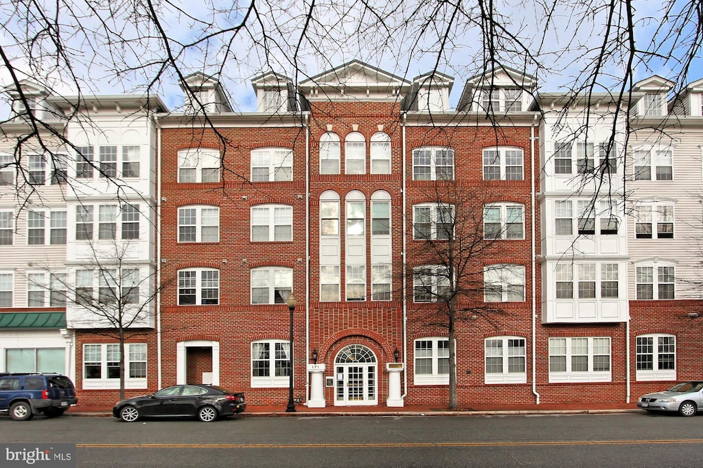 view of building exterior