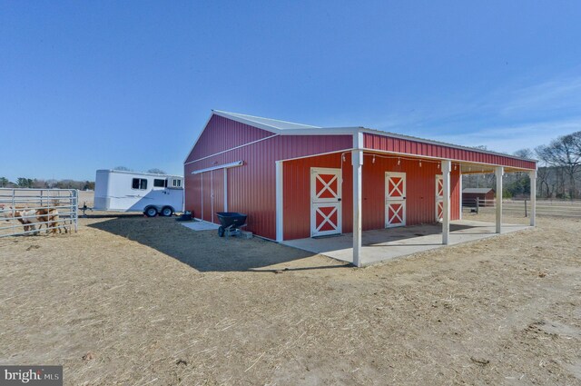 view of outdoor structure with an outdoor structure and an exterior structure