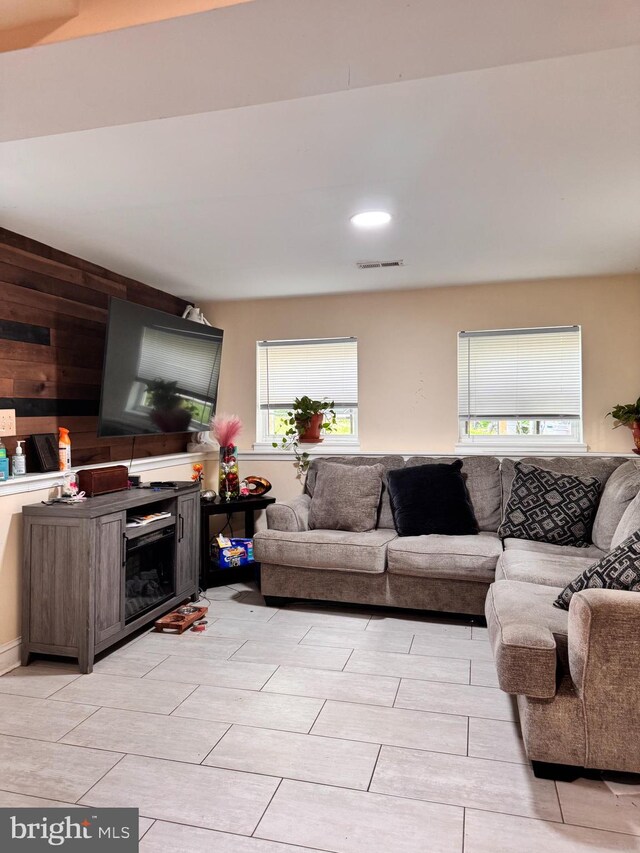 5604 Newton St, Hyattsville, MD 20784 - living area with recessed lighting
