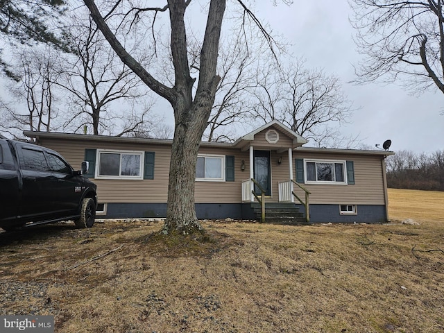 view of front of property