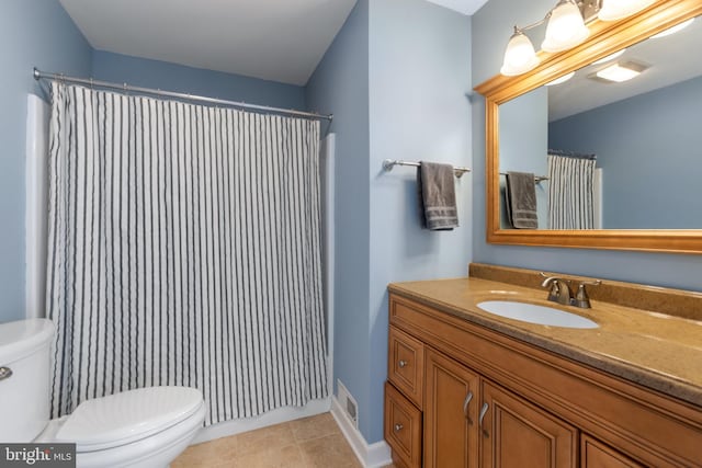 bathroom featuring vanity, curtained shower, toilet, and visible vents