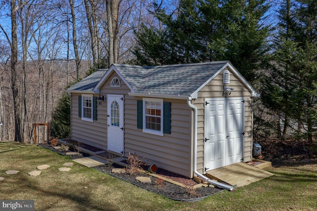 view of outbuilding featuring an outbuilding