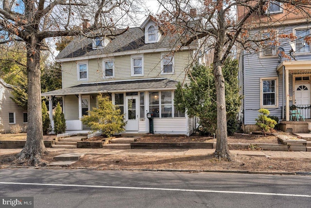 view of front of house