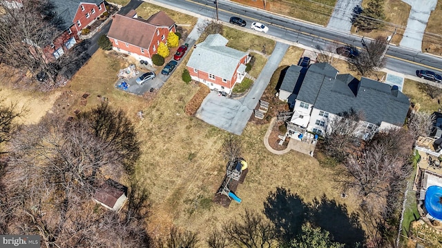 birds eye view of property featuring a residential view