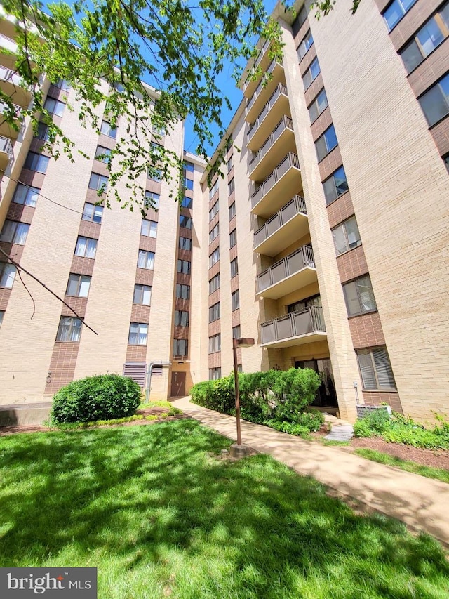3100 S Manchester St Unit 909, Falls Church, VA 22044 - view of building exterior